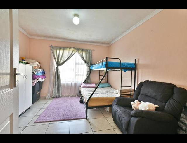 7 BEDROOM HOUSE FOR SALE IN LIEFDE EN VREDE